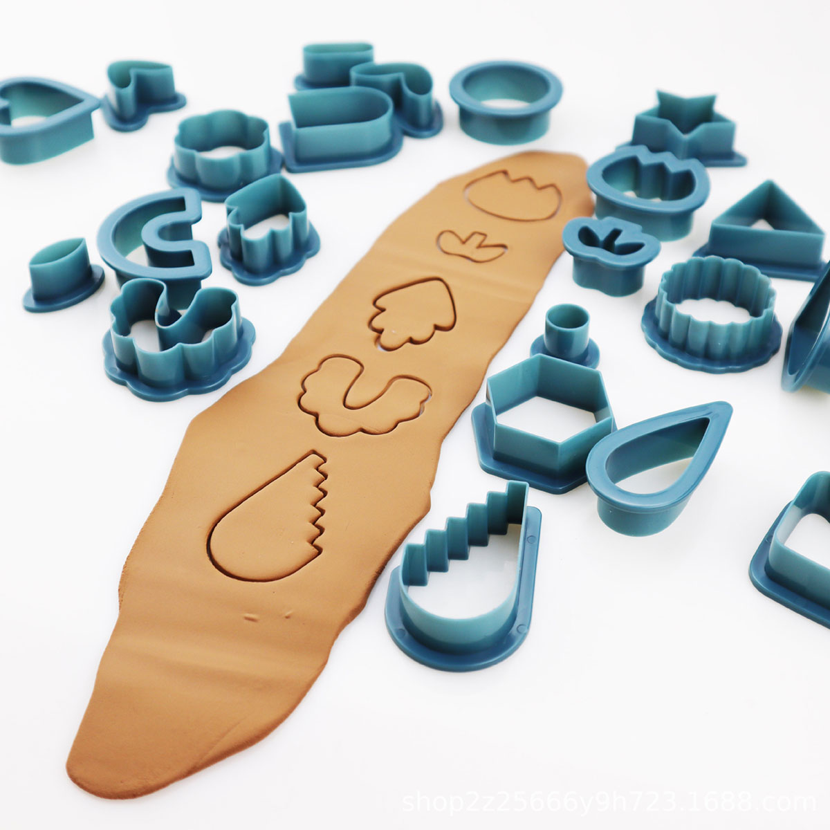 24pcs Polymer Clay Cutters Kit – Jewelry Making For Beginners recenzja i cena